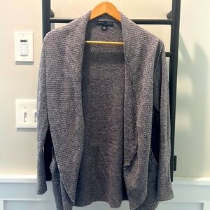 Barefoot dreams cocoon cardigan